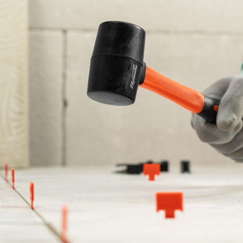 Киянка резиновая, 225 г, черная резина, фибергласовая рукоятка Sparta купить в Москве с доставкой по всей России | ProtosMarket.ru