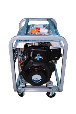 Генератор дизельный 5,0 кВт 380В/1,6 кВт 220В 15 л с электростартером TOR KM5000D* купить в Москве с доставкой по всей России | ProtosMarket.ru