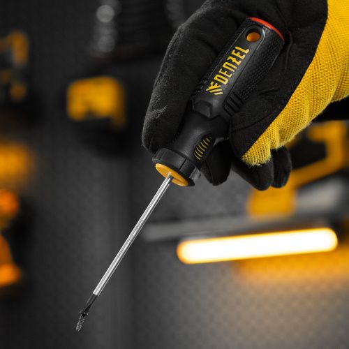 Отвертка, PH0х75 мм, S2, 3к рукоятка Denzel купить в Москве с доставкой по всей России | ProtosMarket.ru