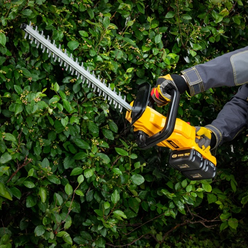 Кусторез аккумуляторный RBC510-36, Li-ion, 36 В, 4 Ач, нож 510 мм, поворотная ручка Denzel купить в Москве с доставкой по всей России | ProtosMarket.ru