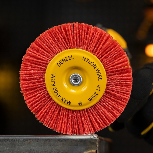 Щетка для дрели, 100 мм, Плоская, со шпилькой, нейлоновая щетина Denzel купить в Москве с доставкой по всей России | ProtosMarket.ru