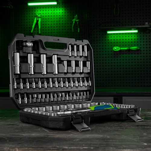 Набор инструментов, 1/2", 1/4", пластиковый кейс, 94 предмета// Сибртех купить в Москве с доставкой по всей России | ProtosMarket.ru