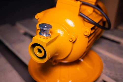 Электропривод глубинного вибратора для бетона 2,2 кВт TOR ZN70-JT (японский тип)* купить в Москве с доставкой по всей России | ProtosMarket.ru