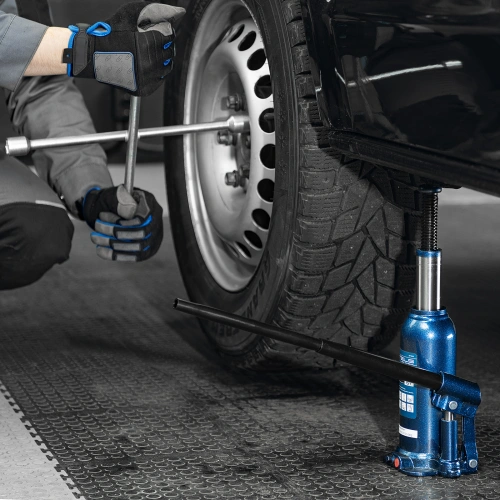 Домкрат гидравлический бутылочный, 5 т, h подъема 207-404 мм, в пластиковом кейсе Stels купить в Москве с доставкой по всей России | ProtosMarket.ru