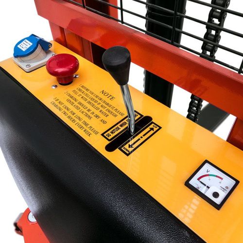 Электрический штабелер PROLIFT SPN 1533 купить в Москве с доставкой по всей России | ProtosMarket.ru