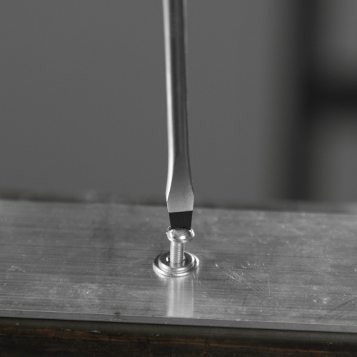 Отвертка, SL4х100 мм, S2, 3к рукоятка Denzel купить в Москве с доставкой по всей России | ProtosMarket.ru