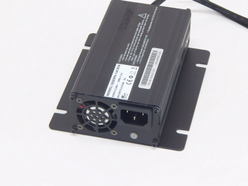 Зарядное устройство для тележек EHLS1000N\1500N 12V/8A (Charger) по ценам производителя в Москве с доставкой по всей России