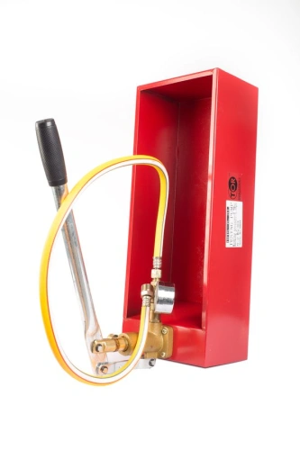 Опрессовочный насос ручной TOR 12 л 5 МПА по ценам производителя в Москве с доставкой по всей России