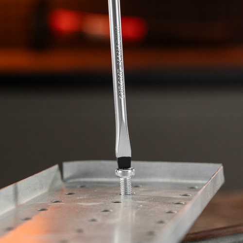 Отвертка "Point", SL5 х 150 мм, CrV, двухкомпонентная рукоятка Sparta купить в Москве с доставкой по всей России | ProtosMarket.ru