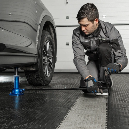 Домкрат механический бутылочный, 2 т, h подъема 210-495 мм, домкрат, ручка Stels по ценам производителя в Москве с доставкой по всей России