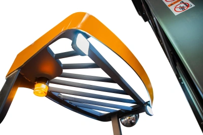 Ричтрак электрический с кабиной TOR 2,0 т 8,6 м CQD20-D по ценам производителя в Москве с доставкой по всей России