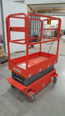 Подъемник ножничный передвижной аккумуляторный 500 кг, 12/14 м, 24/85 В/Ач TOR SJY-0,5-12 DC по ценам производителя в Москве с доставкой по всей России