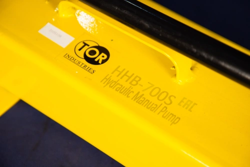 Насос гидравлический двусторонний TOR HHB-700S 3,5л (ручной) купить в Москве с доставкой по всей России | ProtosMarket.ru