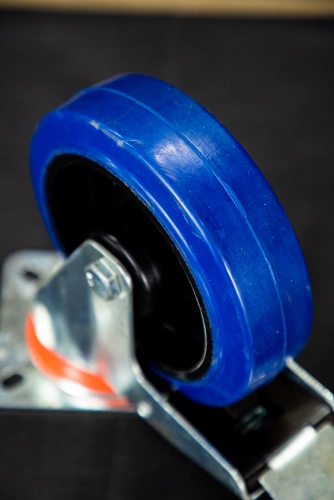 Колесо поворотное резина SRCLb 63 160 мм с тормозом (N) купить в Москве с доставкой по всей России | ProtosMarket.ru