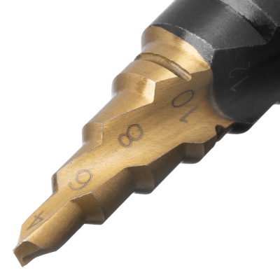 Сверло ступенчатое 4-6-8-10-12-14-16-18-20 мм, Р6М5, 6-гр. хвостовик Denzel купить в Москве с доставкой по всей России | ProtosMarket.ru