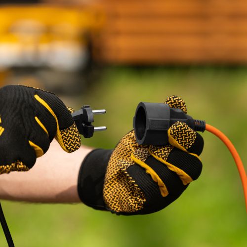 Удлинитель-шнур силовой Garden Series, б/з, ПВС, 20м, 1 розетка, 2 x 1 мм, Denzel купить в Москве с доставкой по всей России | ProtosMarket.ru