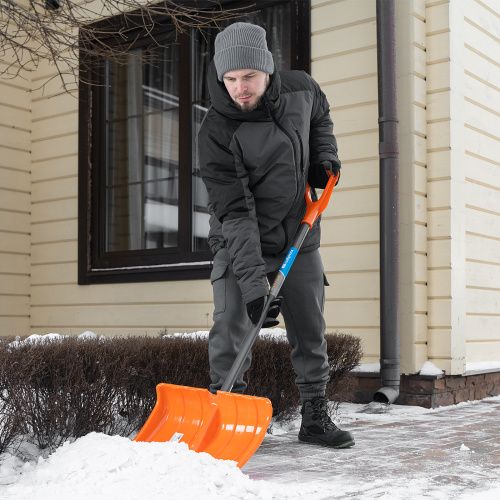 Лопата для уборки снега пластиковая, 490х370х1350 мм, стальной черенок, усиленная Сибртех купить в Москве с доставкой по всей России | ProtosMarket.ru