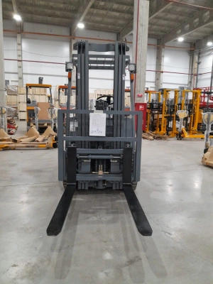 Погрузчик электрический четырехопорный TOR 2,0 т 4,5 м FB20R сайдшифт, своб. ход мачты купить в Москве с доставкой по всей России | ProtosMarket.ru