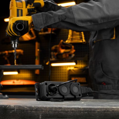 Удлинитель-шнур силовой Top Series, КГТТ, 10 м, 3 розетки, 3 x 1,5 мм Denzel купить в Москве с доставкой по всей России | ProtosMarket.ru