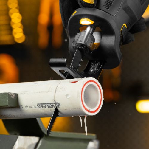 Пила сабельная аккумуляторная бесщет. RS-250, Li-Ion, 20 В Denzel купить в Москве с доставкой по всей России | ProtosMarket.ru