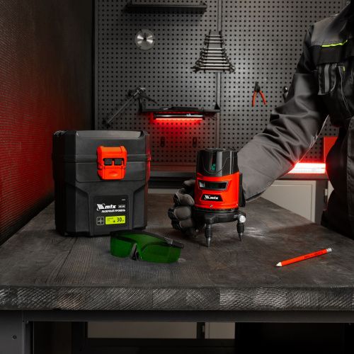 Лазерный уровень CRX-30G, 30 м, зеленый луч, батарейки, резьба 5/8" MTX купить в Москве с доставкой по всей России | ProtosMarket.ru