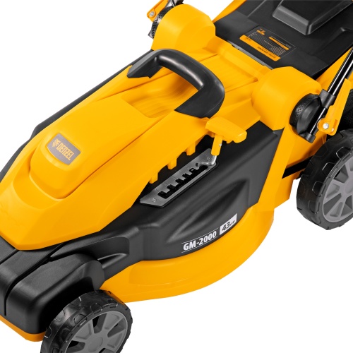 Газонокосилка электрическая GM-2000, 2000 Вт, ширина 43 см, 6 уровней, травосборник 45 л. Denzel купить в Москве с доставкой по всей России | ProtosMarket.ru