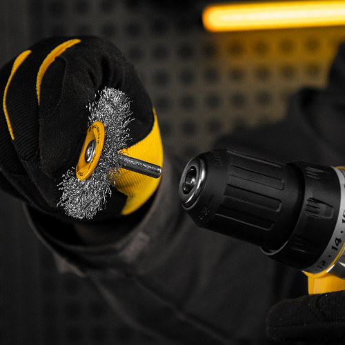 Щетка для дрели, 50 мм, Плоская, со шпилькой, нержавеющая витая проволока Denzel купить в Москве с доставкой по всей России | ProtosMarket.ru