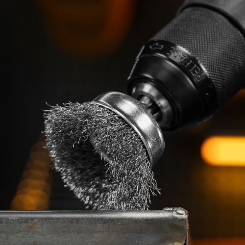 Набор щеток для дрели, 2 Плоские 50-75мм, 3 Чашки 25-50-75мм, шпилька,  нерж.вит. проволока Denzel купить в Москве с доставкой по всей России | ProtosMarket.ru