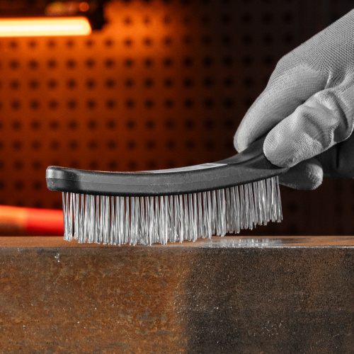 Щетка четырехрядная металлическая с пластмассовой ручкой Sparta купить в Москве с доставкой по всей России | ProtosMarket.ru