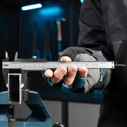 Штангенциркуль, 150 мм, 0.02 мм, нержавеющая сталь, с глубиномером Gross купить в Москве с доставкой по всей России | ProtosMarket.ru