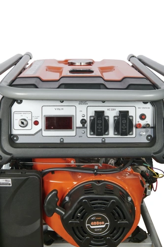 Генератор бензиновый 7,0 кВт 220В 27 л с электростартером и колесами TOR KM9500H купить в Москве с доставкой по всей России | ProtosMarket.ru