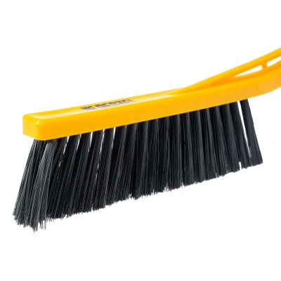 Щетка-сметка со скребком 590 мм Denzel купить в Москве с доставкой по всей России | ProtosMarket.ru