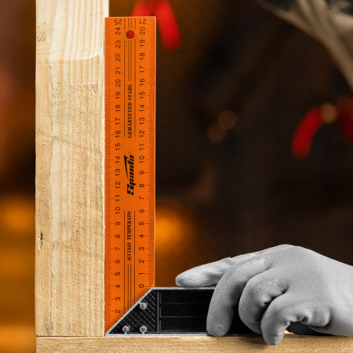 Угольник, 250 мм, металлический Sparta купить в Москве с доставкой по всей России | ProtosMarket.ru