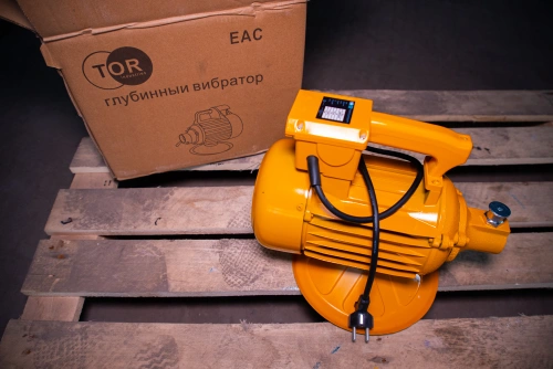 Электропривод глубинного вибратора для бетона 2,2 кВт TOR ZN70-JT (японский тип)* купить в Москве с доставкой по всей России | ProtosMarket.ru