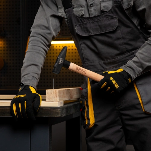 Молоток слесарный, 500 г, кованый квадратный боек, буковая рукоятка Denzel купить в Москве с доставкой по всей России | ProtosMarket.ru