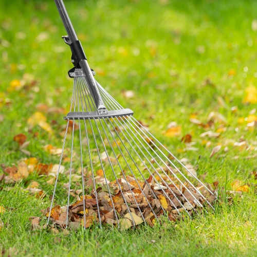 Грабли веерные стальные, 190 - 520 х 1200 - 1500 мм, 15 зубьев, раздвижные, стальной черенок, Palisad купить в Москве с доставкой по всей России | ProtosMarket.ru