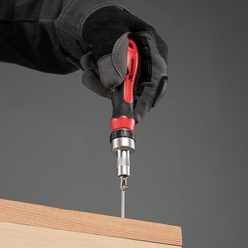 Отвертка реверсивная с набором бит и насадок торцевых, CrV, 1/4, 16 шт Matrix купить в Москве с доставкой по всей России | ProtosMarket.ru