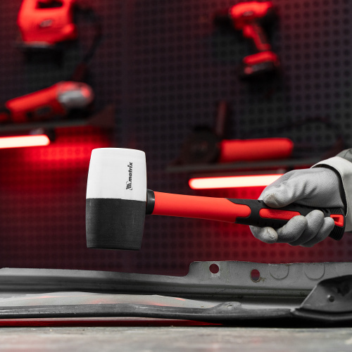 Киянка резиновая, 680 г, черно-белая резина, фибергласовая рукоятка Matrix купить в Москве с доставкой по всей России | ProtosMarket.ru