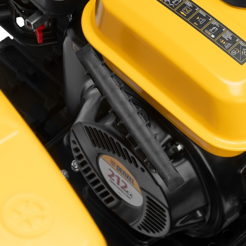 Бензиновая снегоуборочная машина SBM 610DT PRO, 212cc, гусеницы, эл.старт, блок. дифф. Denzel купить в Москве с доставкой по всей России | ProtosMarket.ru