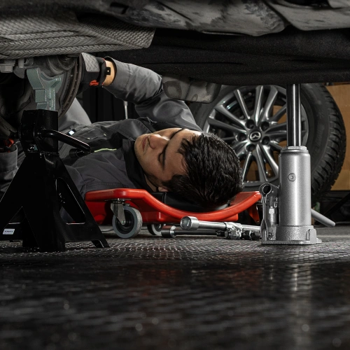 Домкрат гидравлический бутылочный, 3 т, высота подъема 194-372 мм, в пластиковый кейсе Matrix по ценам производителя в Москве с доставкой по всей России