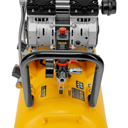 Компрессор безмасляный, малошумный  DLS 2250/100, 2250 Вт, 3x750, 100 л, 410 л/мин блок управления/ Denzel купить в Москве с доставкой по всей России | ProtosMarket.ru