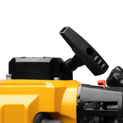 Триммер бензиновый DTS-52, 52 см3, неразъемная штанга, состоит из 2 частей Denzel купить в Москве с доставкой по всей России | ProtosMarket.ru