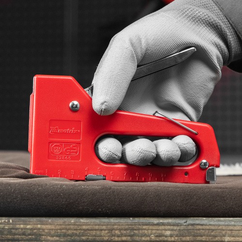 Степлер мебельный пластиковый, тип скобы 53, 4-8 мм Matrix купить в Москве с доставкой по всей России | ProtosMarket.ru