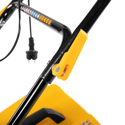 Газонокосилка электрическая GM-2000, 2000 Вт, ширина 43 см, 6 уровней, травосборник 45 л. Denzel купить в Москве с доставкой по всей России | ProtosMarket.ru