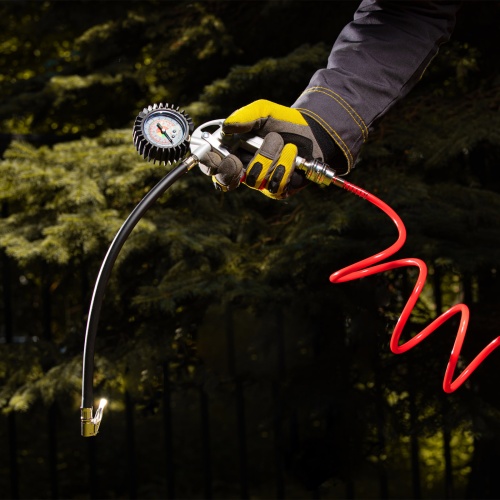 Набор пневмоинструмента, 5 предметов, быстросъемное соединение, краскораспылитель с нижним бачком// Matrix купить в Москве с доставкой по всей России | ProtosMarket.ru