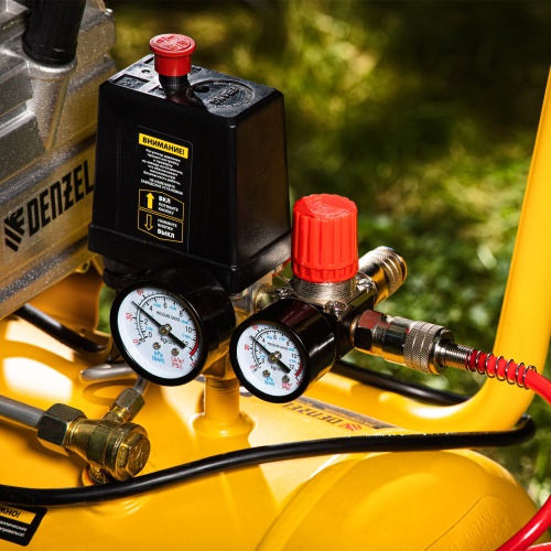 Набор пневмоинструмента, 5 предметов, быстросъемное соединение, краскораспылитель с нижним бачком// Matrix купить в Москве с доставкой по всей России | ProtosMarket.ru