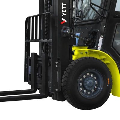 Дизельный погрузчик с кабиной YETT CPCD15-WS5K2-M300-3W-K купить в Москве с доставкой по всей России | ProtosMarket.ru
