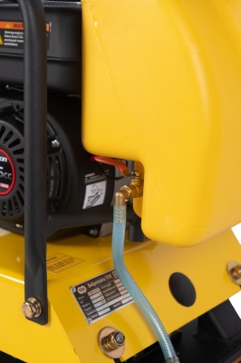 Виброплита TOR C-90(P) 87 кг, 16кН (Loncin) бак, коврик, колесный комплект купить в Москве с доставкой по всей России | ProtosMarket.ru