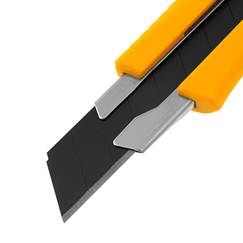 Нож, 18 мм, сменное лезвие, SK4, метал. направляющая, винтовой фиксатор Denzel купить в Москве с доставкой по всей России | ProtosMarket.ru