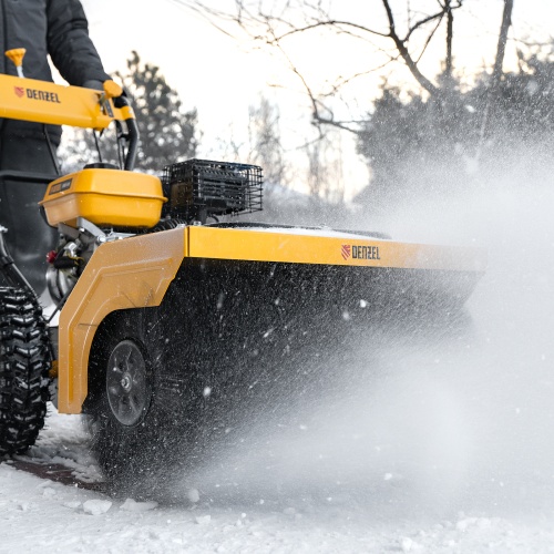 Гибридная снегоуборочная машина с функц. подметания SWB-600, 212 сс, руч. старт, 2 насадки Denzel купить в Москве с доставкой по всей России | ProtosMarket.ru